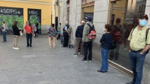España-coronavirus-hambre-filas-610x343