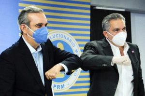 Luis-Abinader-y-Neney-Cabrera-632x420