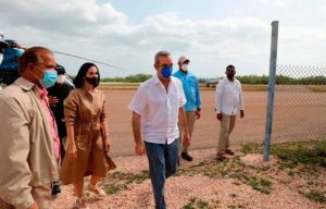 viaje-de-abinader-a-pedernales_14746910_20200909203605