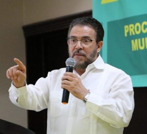 Guillermo-Moreno-768x704