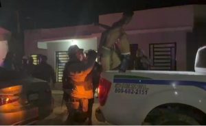 La-Policía-ha-detenido-unas-diez-personas-en-relación-con-el-asesinato-de-tres-personas-en-Matancitas-Nagua.