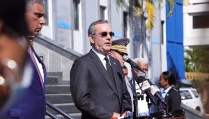 Abinader-en-la-Policía.