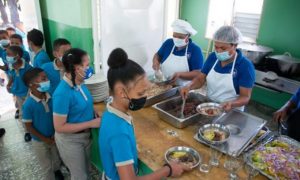 b61da034-almuerzo-61fb31841ca42-681x409 (1)