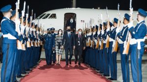 Abinader-llega-a-Chile