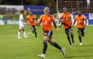 angel-montes-de-oca--autor-del-gol-ganador-0eb86250-focus-min0.01-0.38-895-573