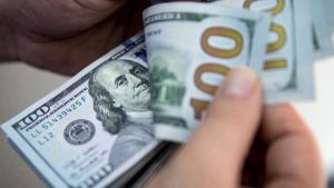 dolar-aa990706-focus-0-0-895-573