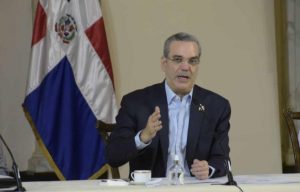 luis-834c0dfb-focus-0.19-0.3-895-573