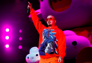 1a929703-j-balvin-61cb314d4c578-6256fc533a8f2