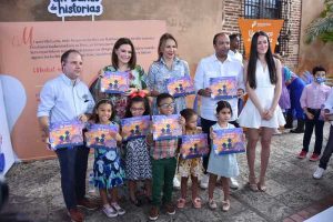 El-administrador-general-de-Banreservas-Samuel-Pereyra_-la-ministra-de-Cultura-Milagros-Germán-y-la-presidenta-del-Voluntariado-Banreservas_-Noelia-García-de-Pereyra-encabezaron-el-acto. (1)