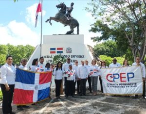 juan-pablo-uribe-encabeza-el-homenaje-a-antonio-duverge-625714170a5d4-640x501