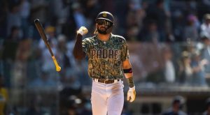 210626103257-fernando-ratis-jr-padres-3-1024x563-44bd09ee-focus-0-0-895-573