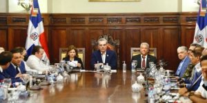 Abinader-en-Palacio.-222