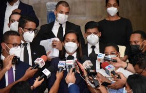 yy-47b9decc-focus-0-0-895-573 (2)