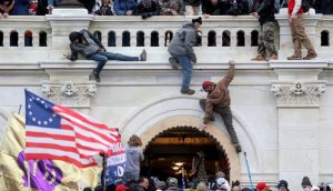 donald-trump-estados-unidos-asalto-capitolio-estados-unidos-exfuncionarios-2-09112021-1