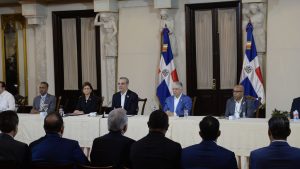 primera-abinader-promulga-ley-de-extincion-de-domini-18-1024x576