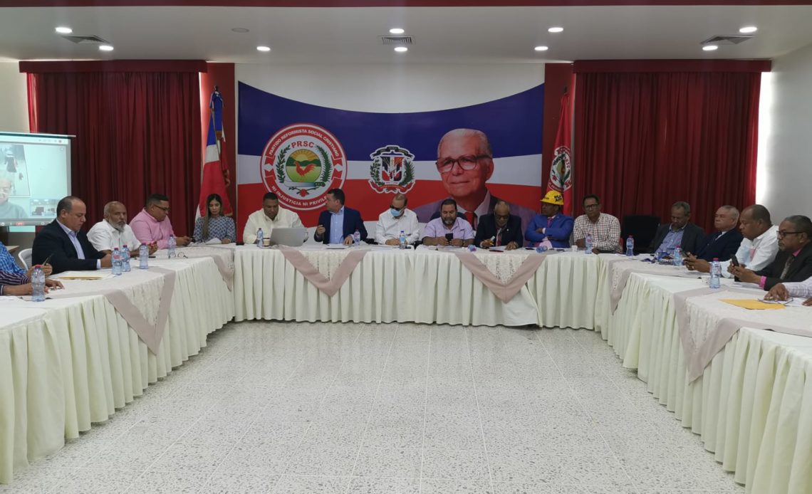 foto-Reunión-del-Directorio-Presidencial-del-PRSC-1140x694