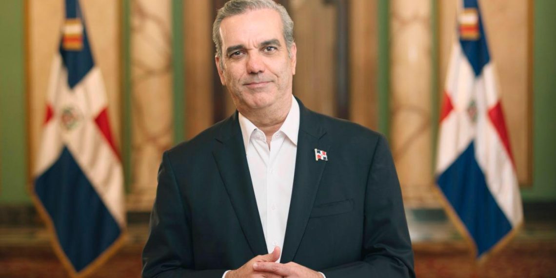 Presidente-Luis-Abinader-felicita-al-pueblo-dominicano