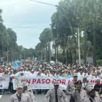 Miles de católicos participan en las caminatas “Un Paso por mi Familia” en el Gran Santo Domingo y Santiago