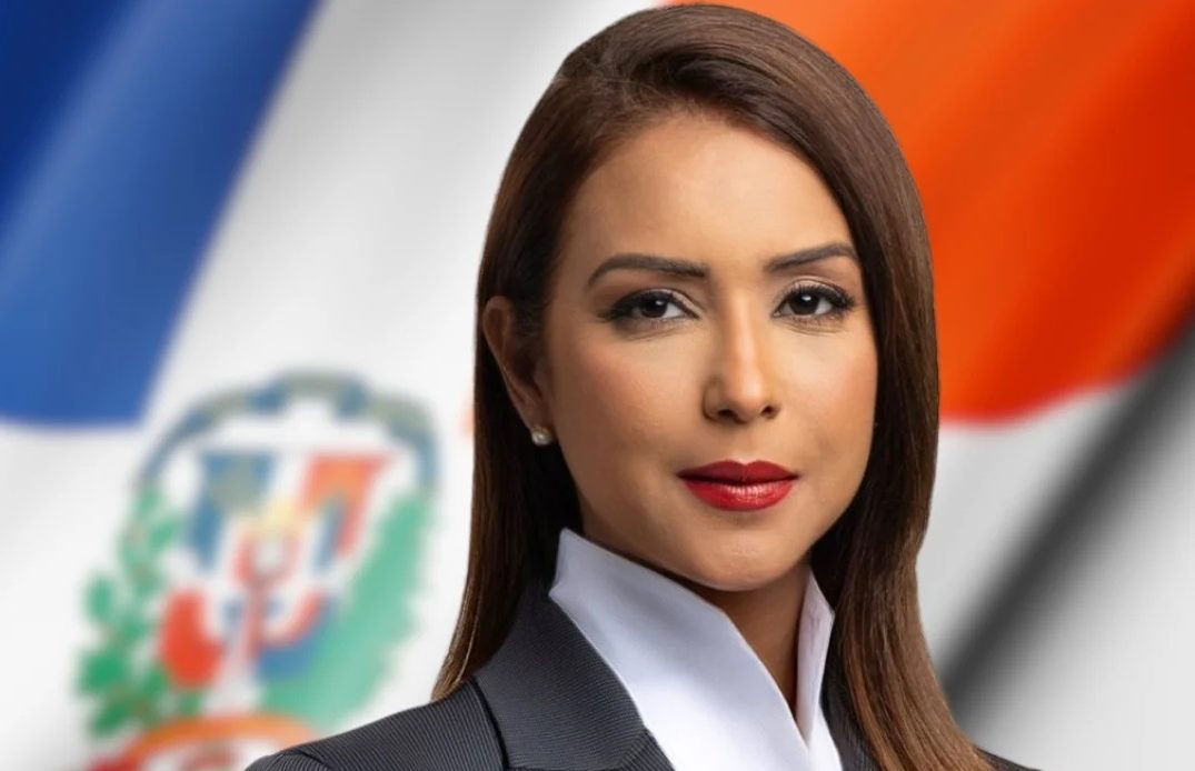 Selinee-Mendez-1075x694