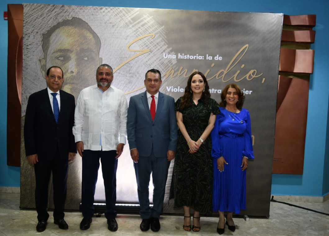 2. Pleno de la JCE durante el acto inaugural de la obra