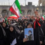 Millones de iraníes despiden restos líder supremo Jamenei