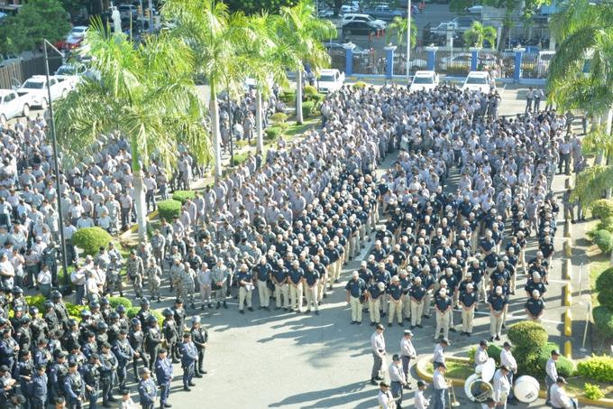 policia-y-ff-aa-lanzan-29530-agentes-a-las-calles-en-operativo-navidad-tranquila-y-segura-2018